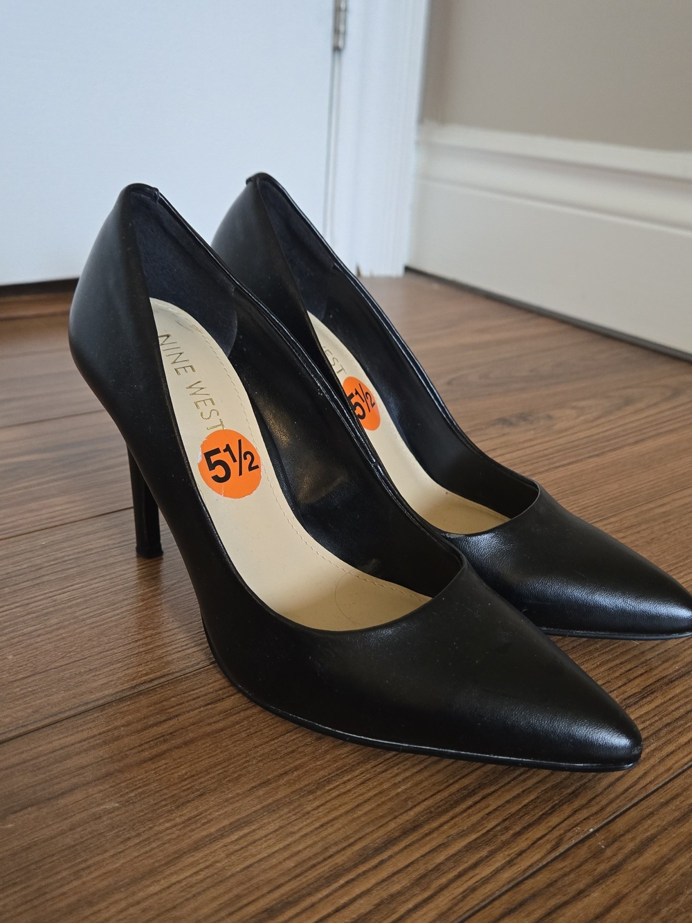 Nine West Black Pointed-Toe Stiletto Pumps
